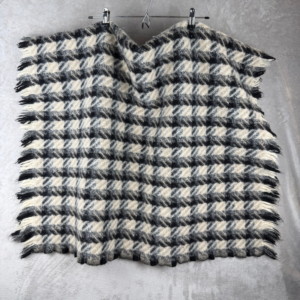 Pendleton Pure Virgin Wool Throw Blanket Black Cream Fringed Made in USA 35in